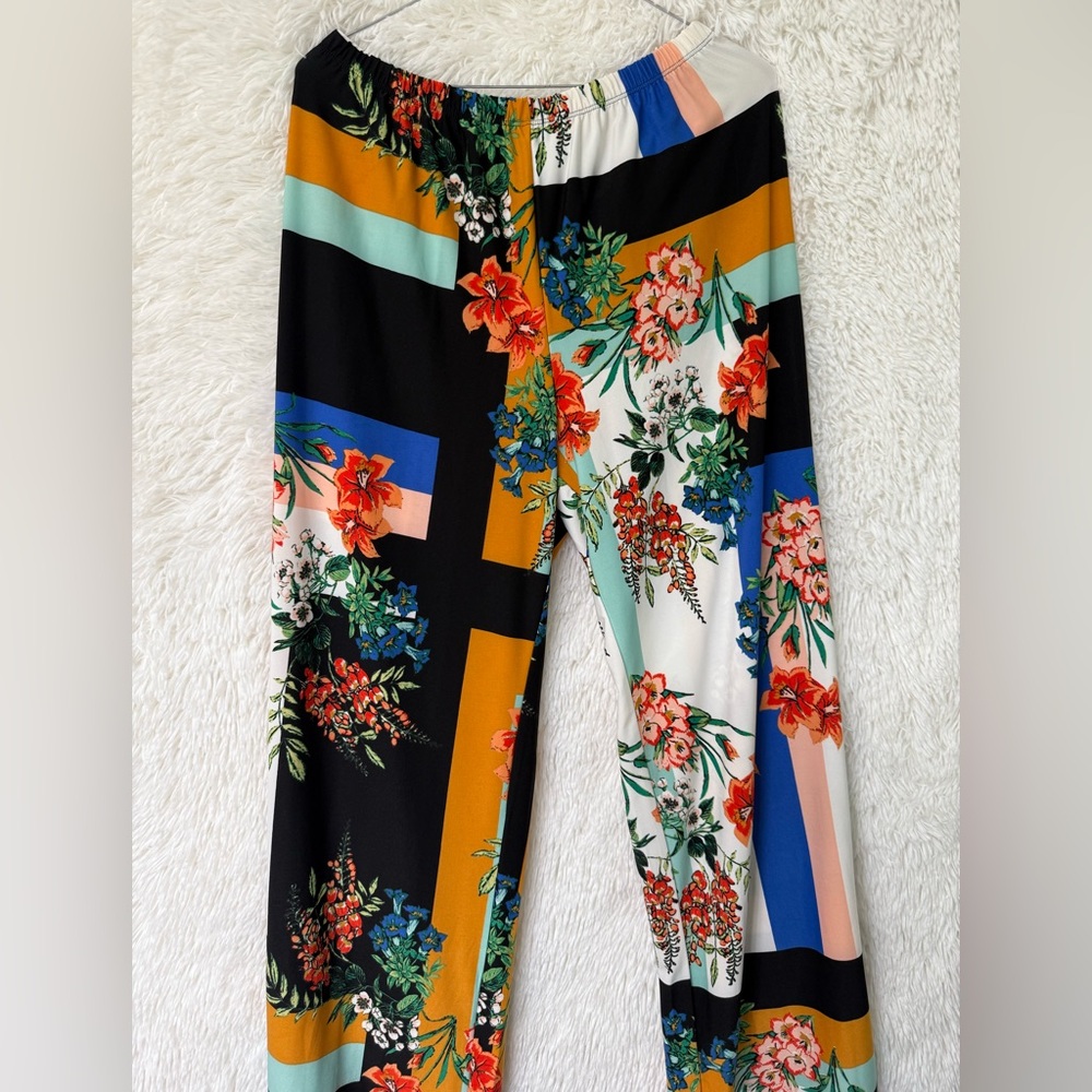 Melissa Paige Multicolor Floral Pants